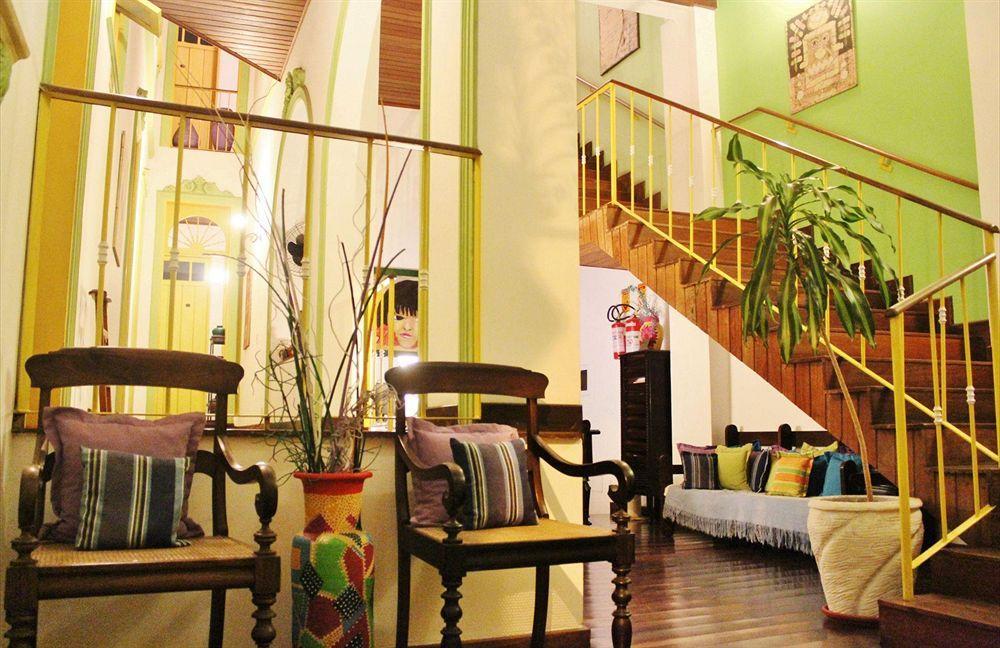 Colonial 3*
